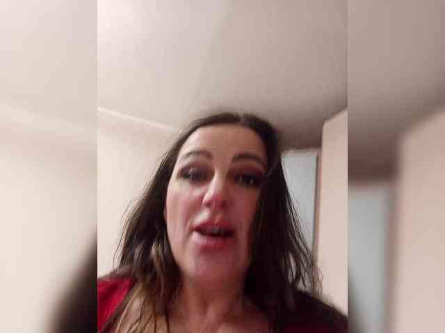 Miss_Kiss_Kiss webcam