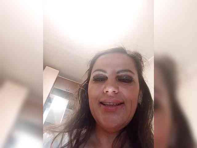 Miss_Kiss_Kiss webcam