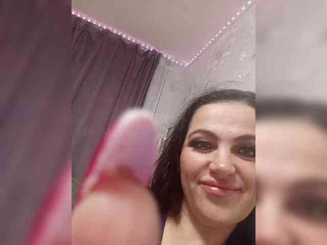 Miss_Kiss_Kiss webcam