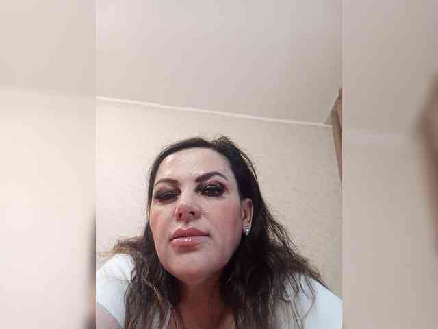 Miss_Kiss_Kiss webcam