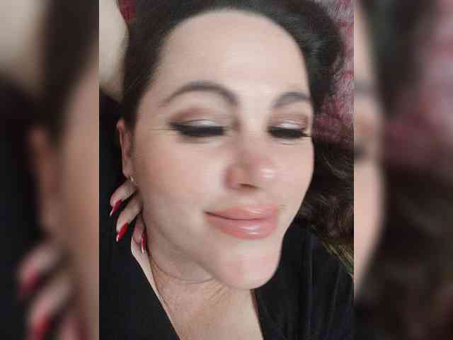 miss-kiss-kiss Live Webcam on BongaCams