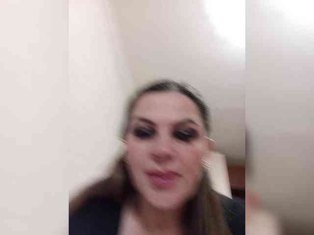 Miss_Kiss_Kiss webcam