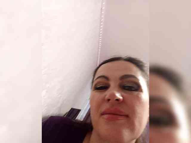 Miss_Kiss_Kiss webcam