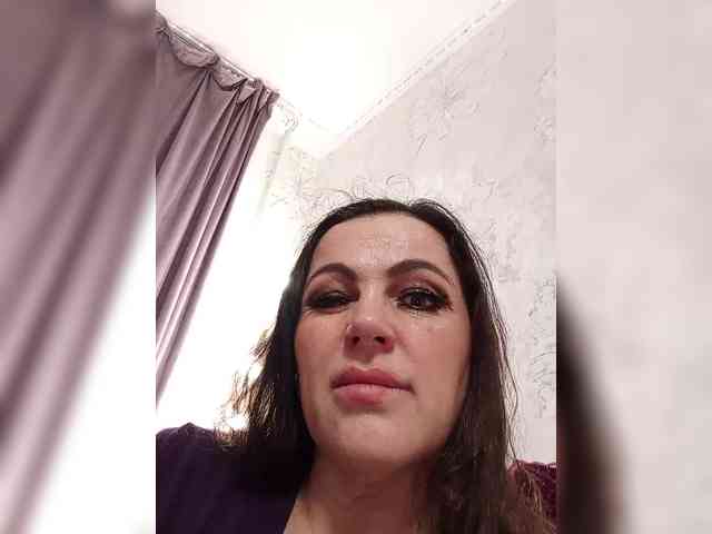 Miss_Kiss_Kiss webcam