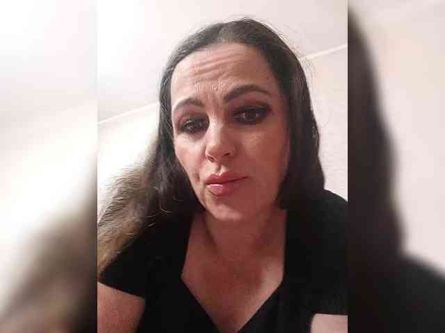 Miss_Kiss_Kiss webcam