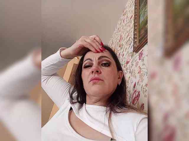 Miss_Kiss_Kiss webcam