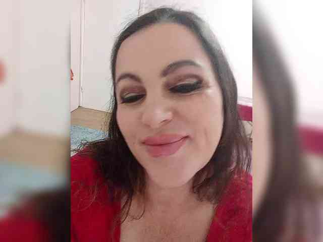 Miss_Kiss_Kiss webcam