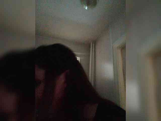 Miss_Kiss_Kiss webcam