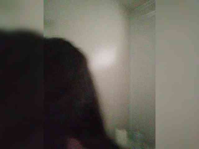 Miss_Kiss_Kiss webcam