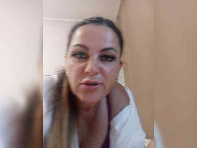 Miss_Kiss_Kiss webcam