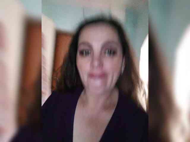 Miss_Kiss_Kiss webcam