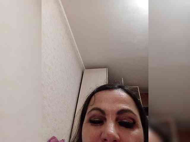 Miss_Kiss_Kiss webcam