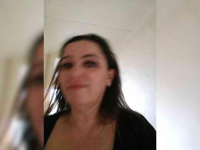 Miss_Kiss_Kiss webcam