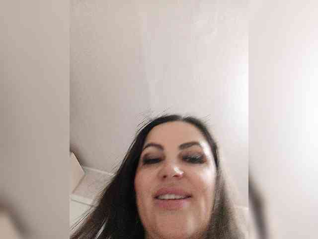 Miss_Kiss_Kiss webcam