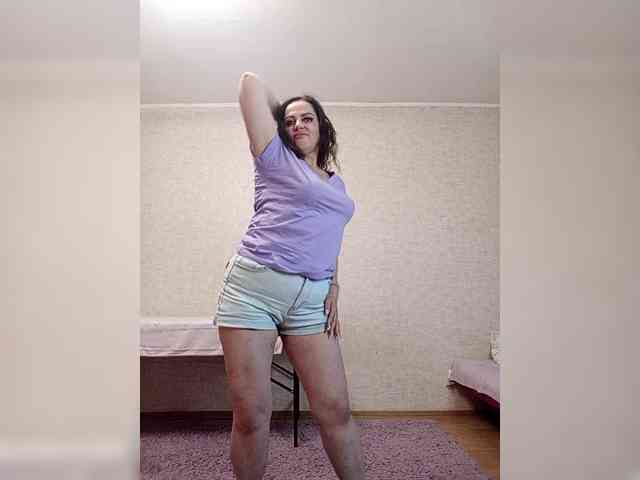 Miss_Kiss_Kiss webcam
