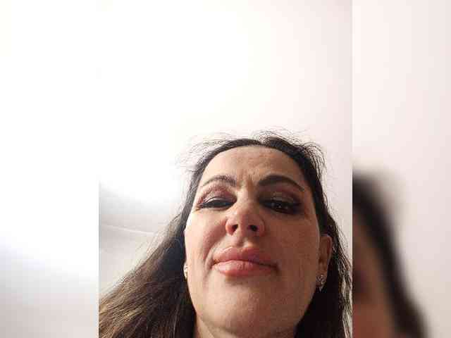 Miss_Kiss_Kiss webcam