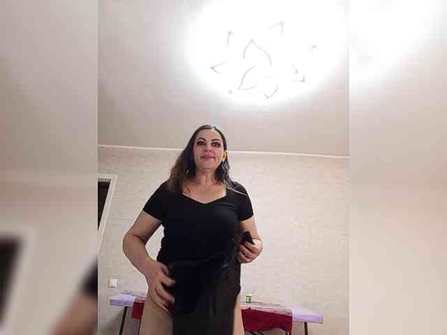 Miss_Kiss_Kiss webcam