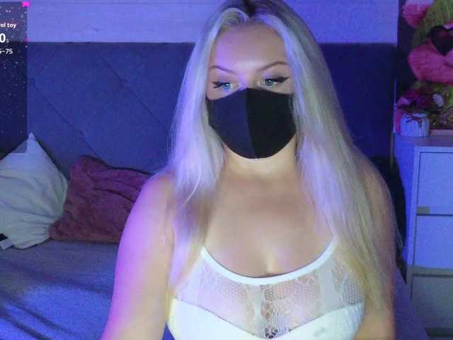 Victoria- live webcam show