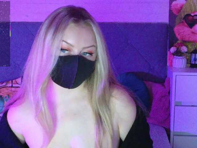 Victoria-'s BongaCams show and profile