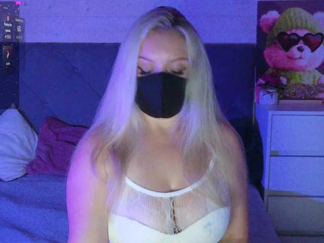 Victoria- live webcam show