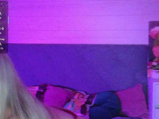 Victoria-'s BongaCams show and profile