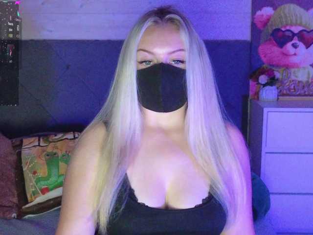 le modèle Victoria- est en webcam porno dans un show sur le site bongacams, il possède les tags suivants: White/Caucasian,Blonde,Shaved