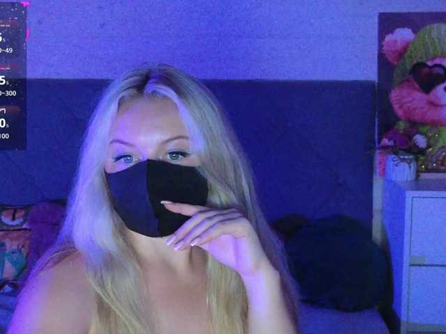Victoria- live webcam show
