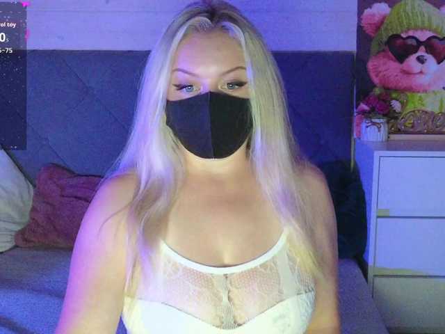 Victoria- live webcam show