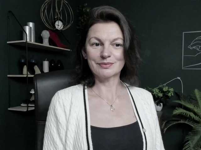 mrsVivian live cam on UnifiedCams