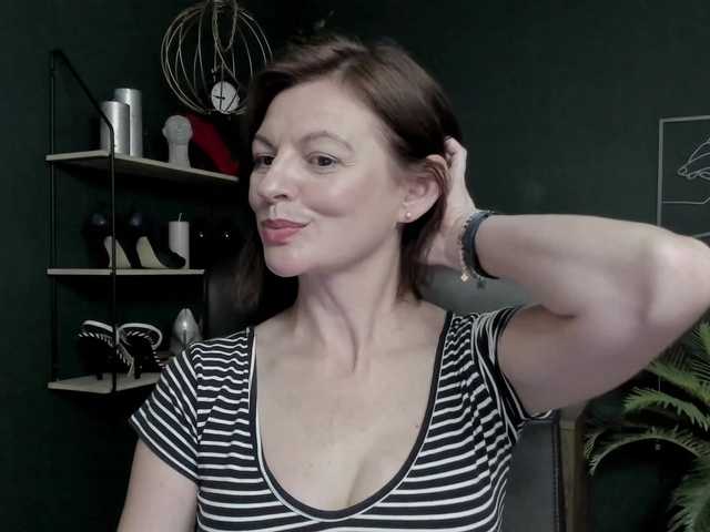 mrsVivian live cam on BongaCams