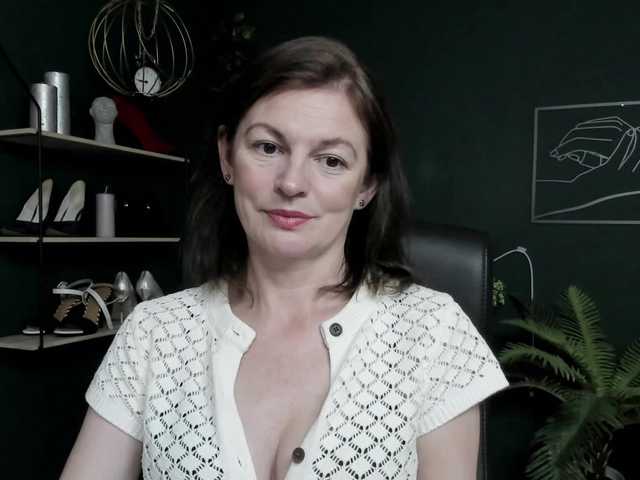 mrsVivian live webcam show