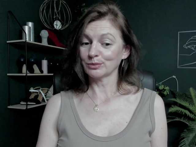 mrsVivian live cam on UnifiedCams