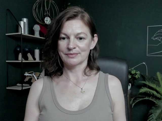 mrsVivian live cam on UnifiedCams