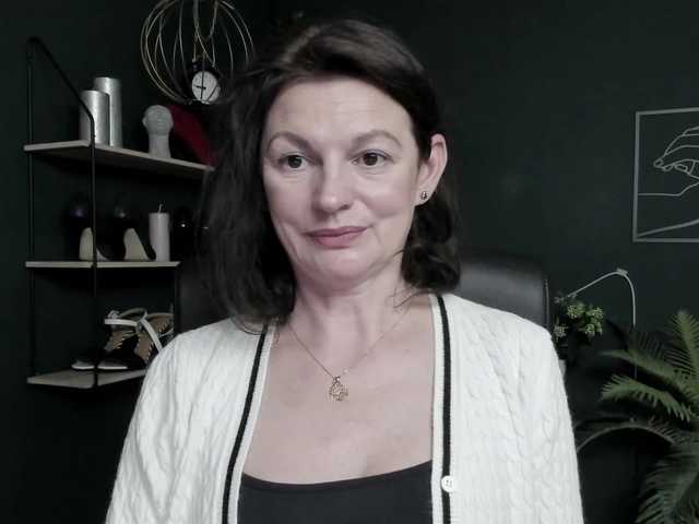mrsVivian live cam on UnifiedCams