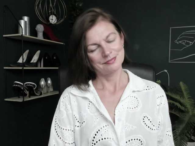mrsVivian live cam on BongaCams