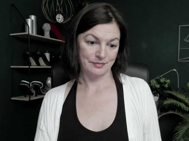 mrsVivian live cam preview