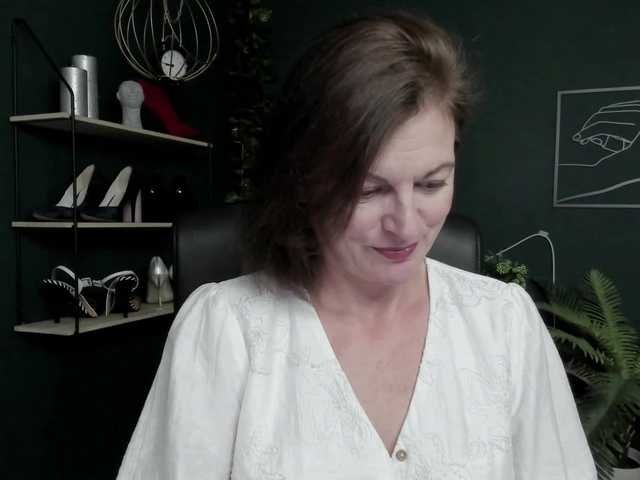 mrsVivian live webcam show