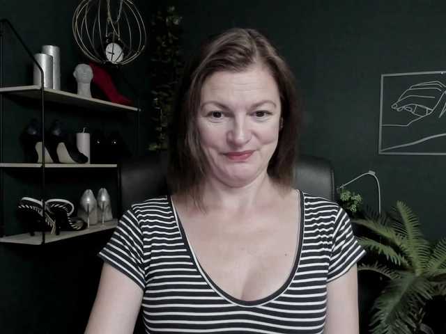 mrsVivian live cam on BongaCams