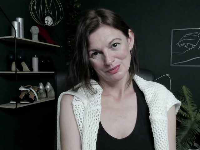 mrsVivian live cam on BongaCams