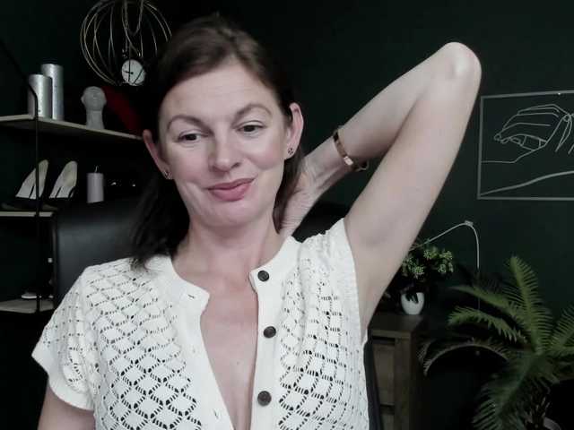 mrsVivian live webcam show