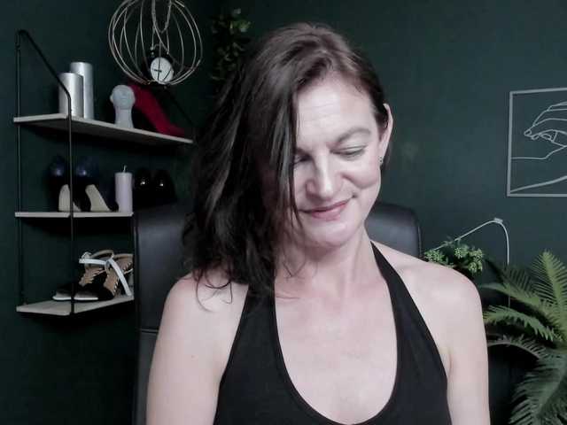 mrsVivian live cam on UnifiedCams