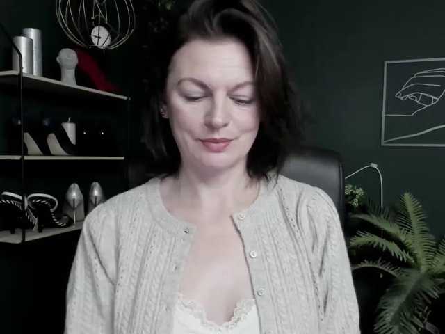 mrsVivian live cam on BongaCams