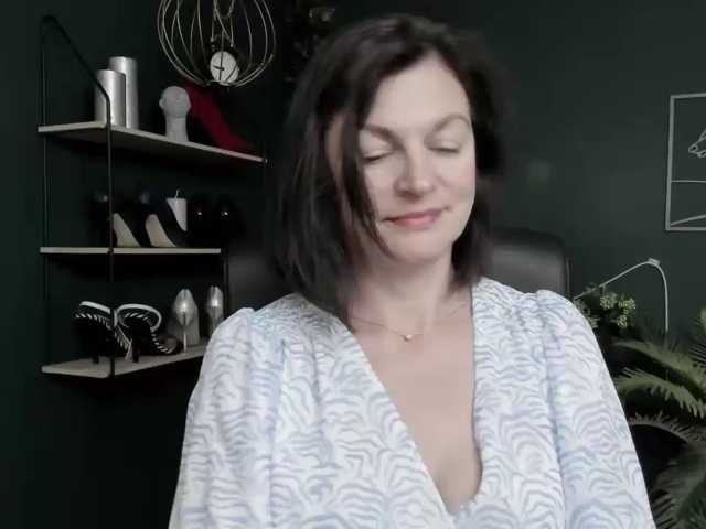 mrsVivian live cam on BongaCams