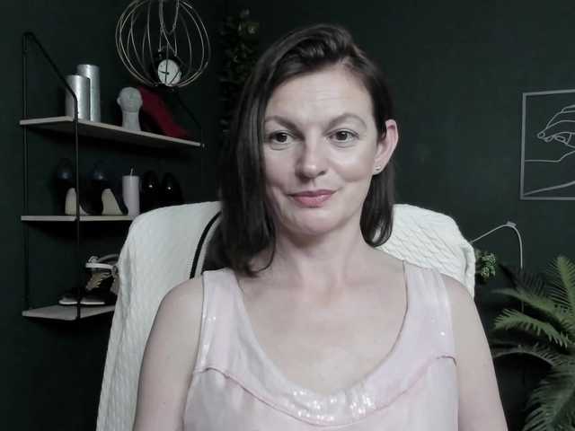 mrsVivian live cam on UnifiedCams