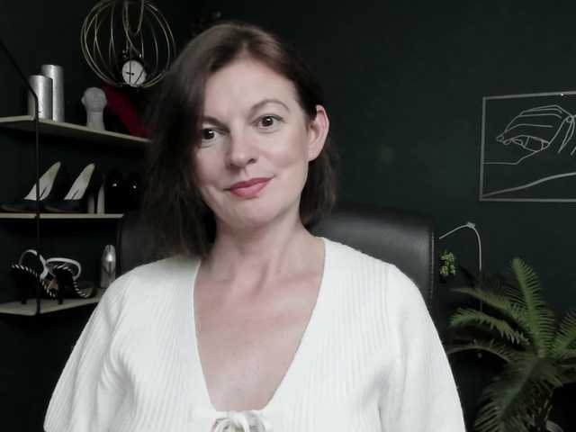 mrsVivian live webcam show