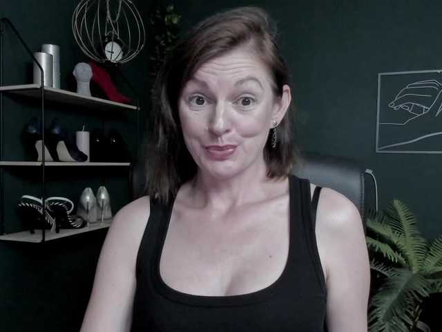 mrsVivian live cam on BongaCams