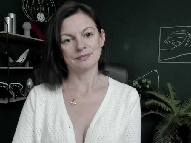 mrsVivian live cam on BongaCams
