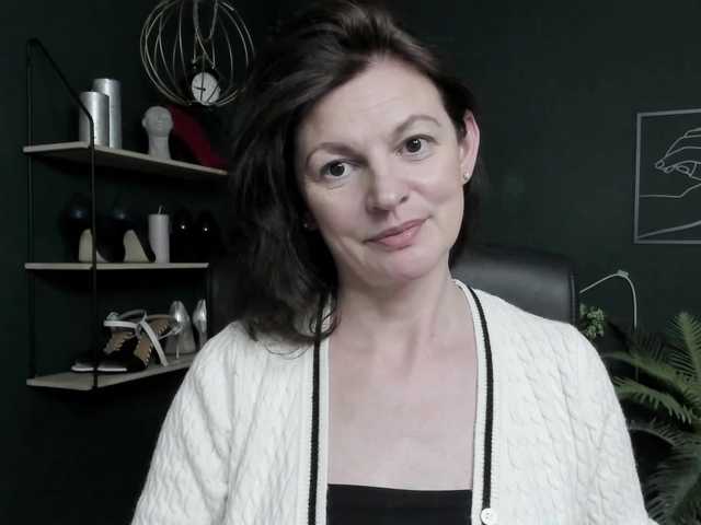 mrsVivian live cam on UnifiedCams