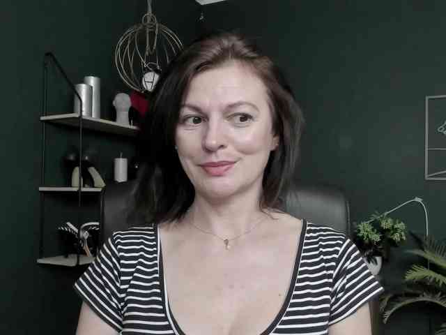 mrsVivian webcam