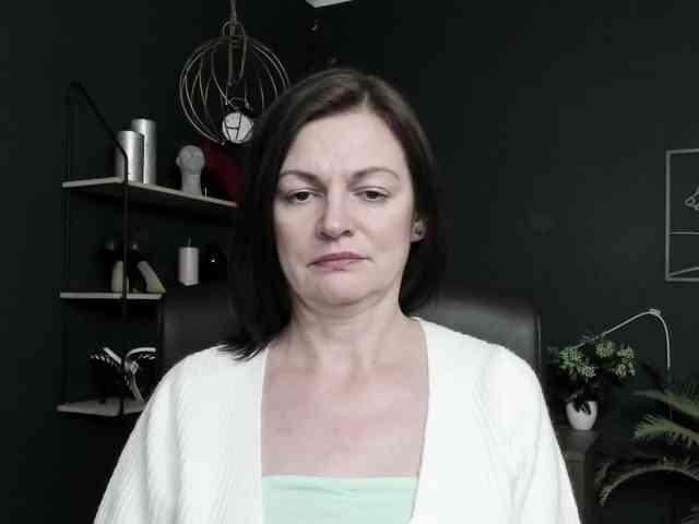 mrsVivian webcam
